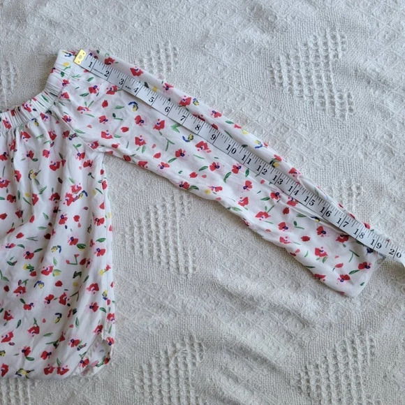 White Floral Off the Shoulder 3/4 sleeve - Picture 10 of 11